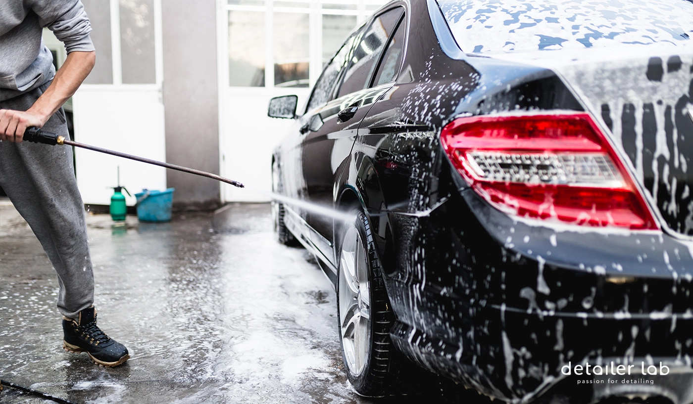 En qué se diferencia el auto Detailing de un lavado de autos? Una pregunta  frecuente